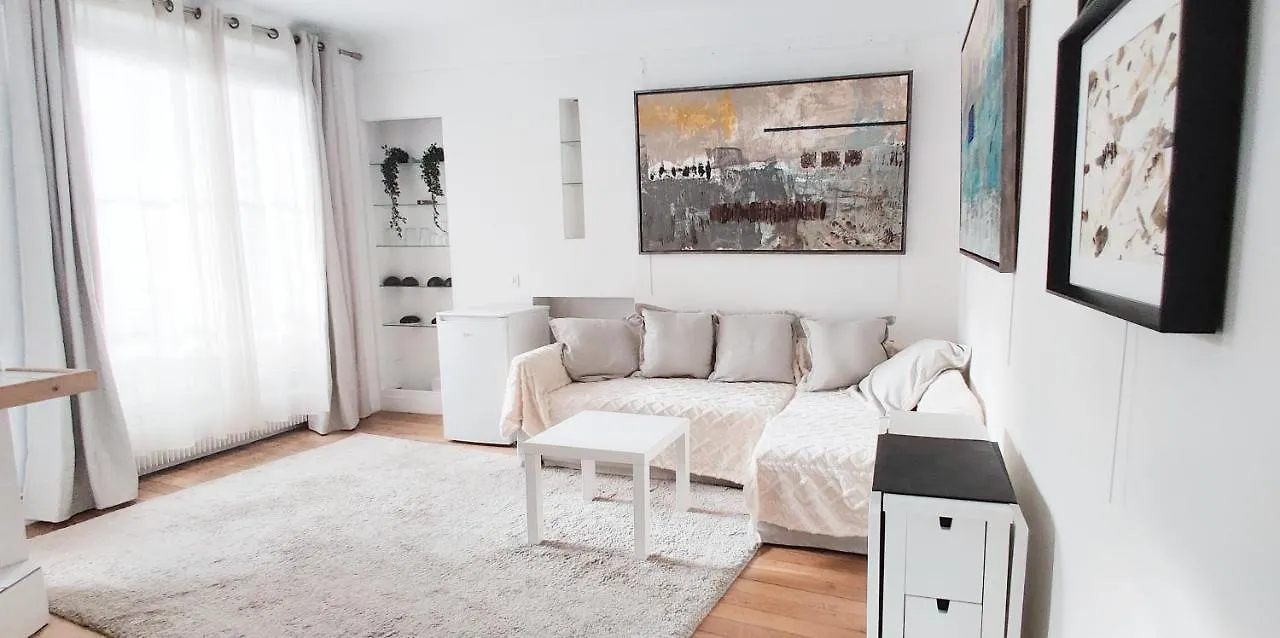 Luxueux Appartement Sur Jardin Paris
